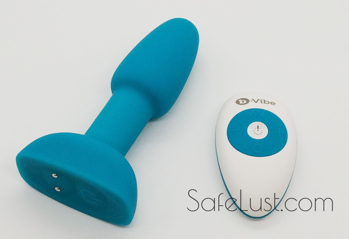 B-Vibe Rimming Plug Petite: Remote Controlled Butt Plug Review